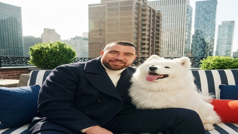 Taylor Swift and Travis Kelce's dog Wendy makes her fashion debut.