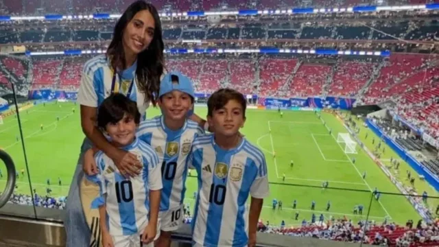 Antonela Roccuzzo, Antonela Roccuzzo 2024, Antonela Roccuzzo 2024 age, Antonela Roccuzzo 2024 net worth, Antonela Roccuzzo 2024 update, 