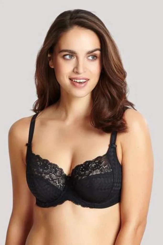 D cup breasts, D cup size, D cup bras, D cup breast health, D cup fashion, breast size variations, D cup support, D cup myths, large breasts